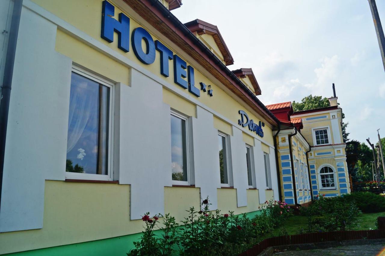 Dwor Dluzniewo Bed & Breakfast Dış mekan fotoğraf